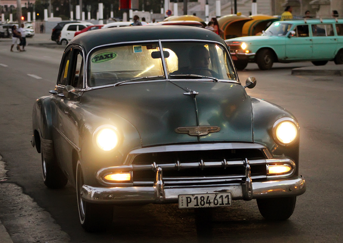 Куба, № P 184 611 — Chevrolet Styleline Deluxe '49-52