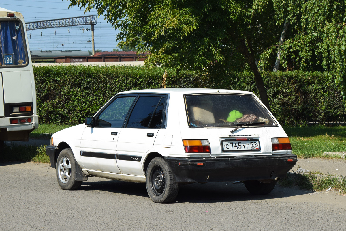 Алтайский край, № С 745 УР 22 — Toyota Corolla (E80) '83-87