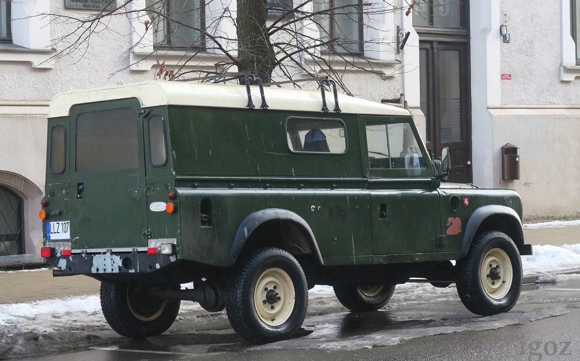 Литва, № LLZ 107 — Land Rover Series III '71-85
