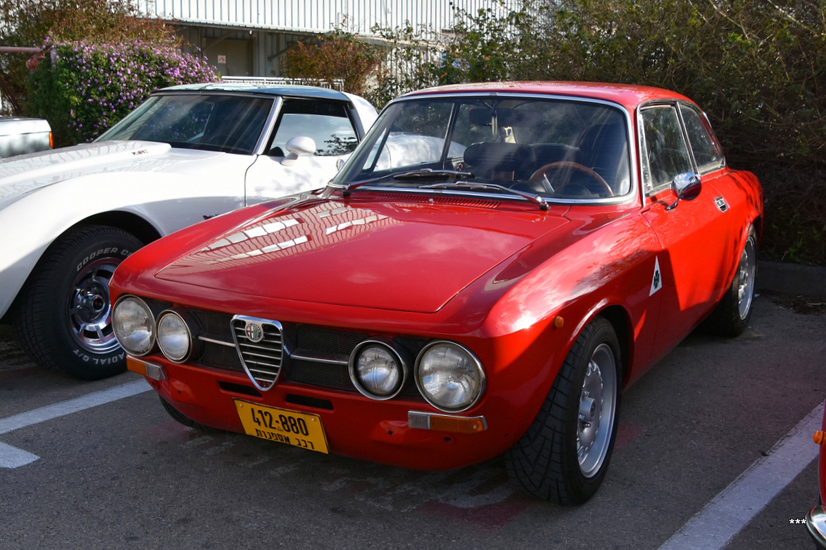 Израиль, № 412-880 — Alfa Romeo Coupés 105/115 (Bertone) '63-77