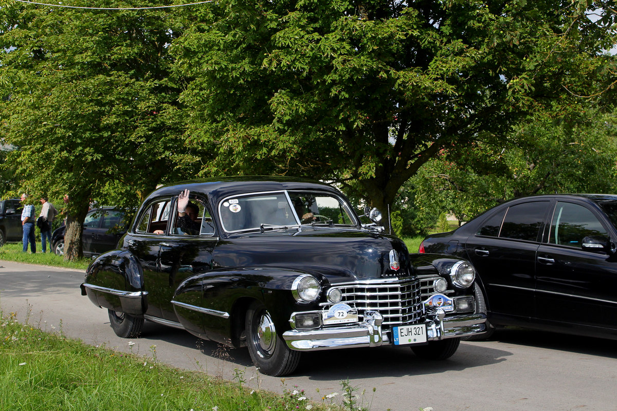 Литва, № EJH 321 — Cadillac Series 62 (2G) '42-47; Литва — Nesenstanti klasika 2020