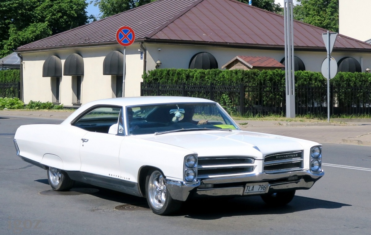 Швеция, № TLA 796 — Pontiac Bonneville (4G) '65-70