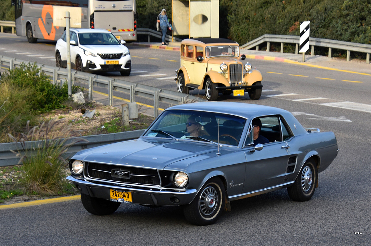 Израиль, № 242-940 — Ford Mustang (1G) '65-73