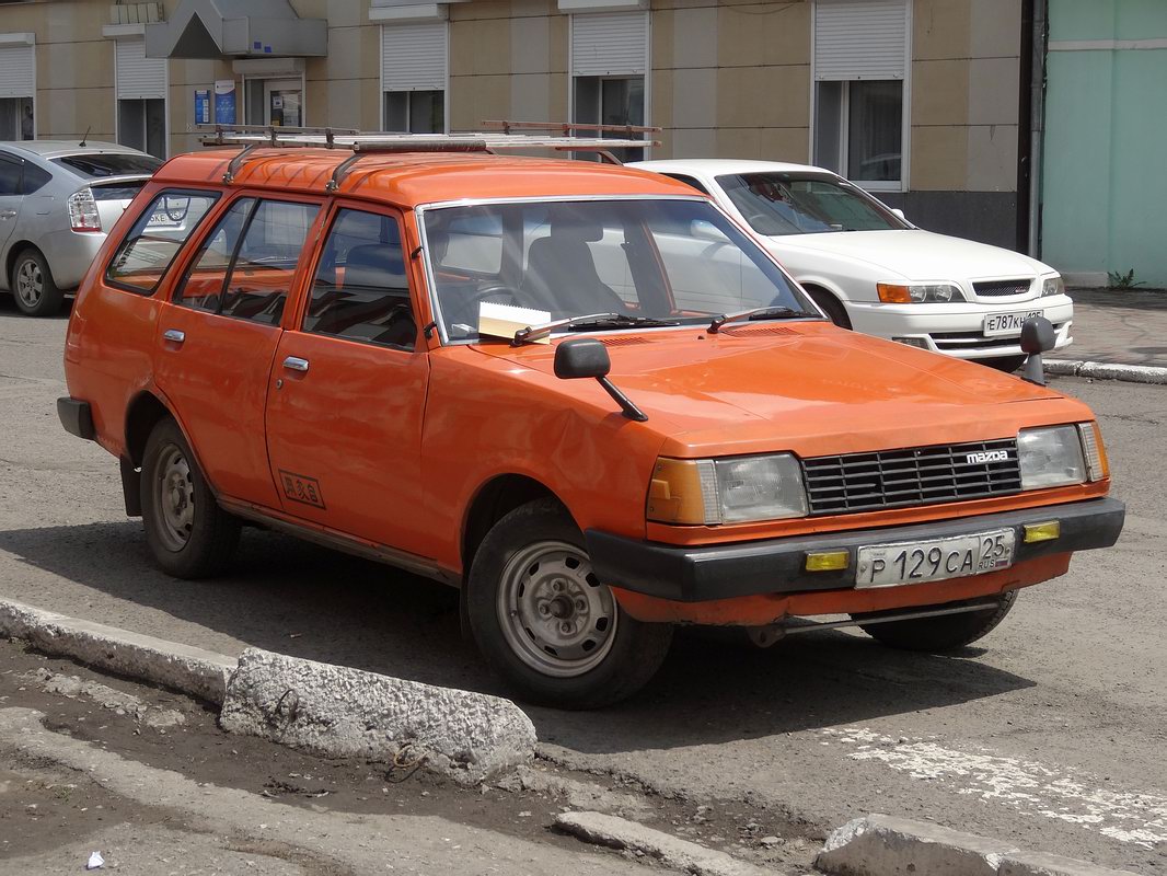 Приморский край, № Р 129 СА 25 — Mazda Familia (BF) '85-89