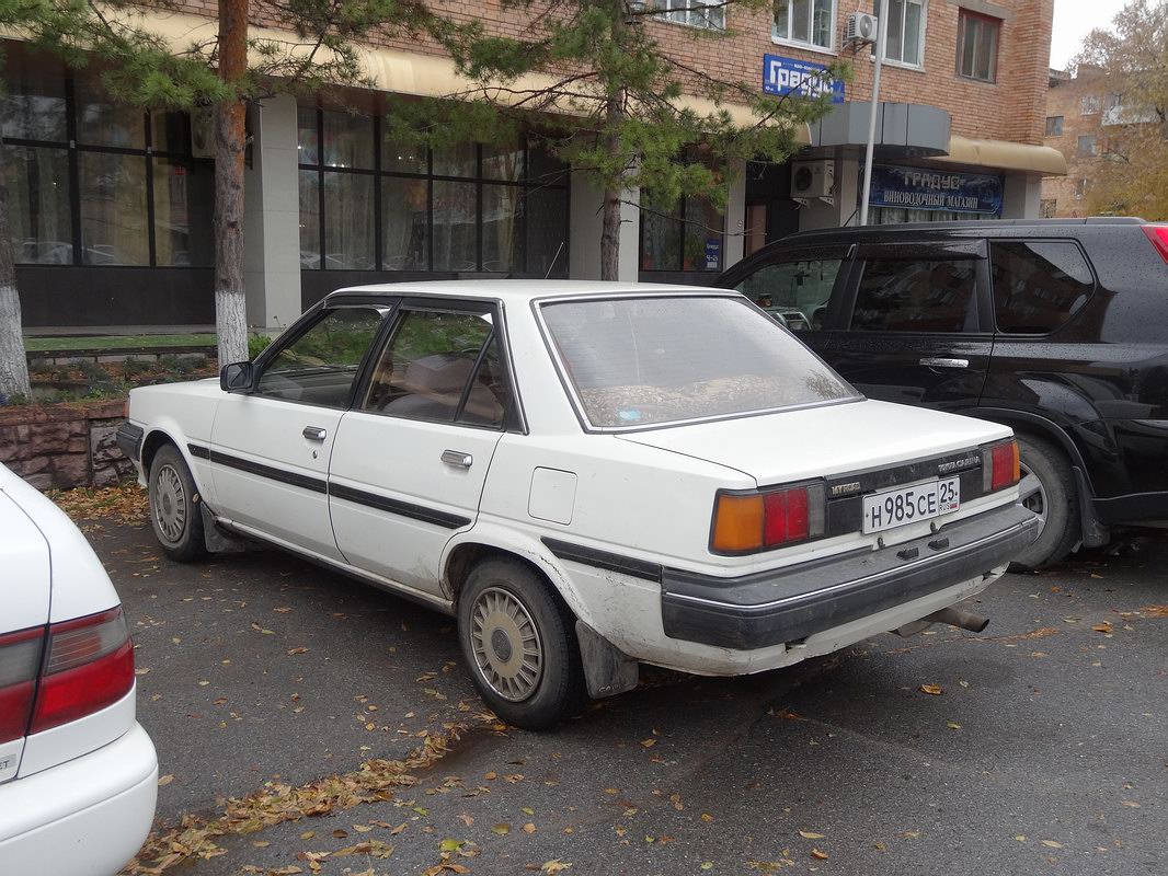Приморский край, № Н 985 СЕ 25 — Toyota Carina (AT150) '84-88