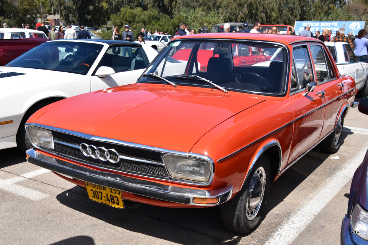 Израиль, № 307-483 — Audi 100 (C1) '68-76