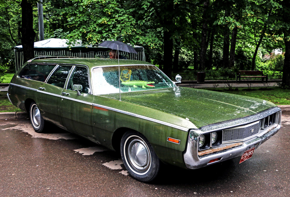 Москва, № Т 722 НТ 199 — Chrysler Town & Country '69-73; Москва — Фестиваль "Ретро-Фест" 2015