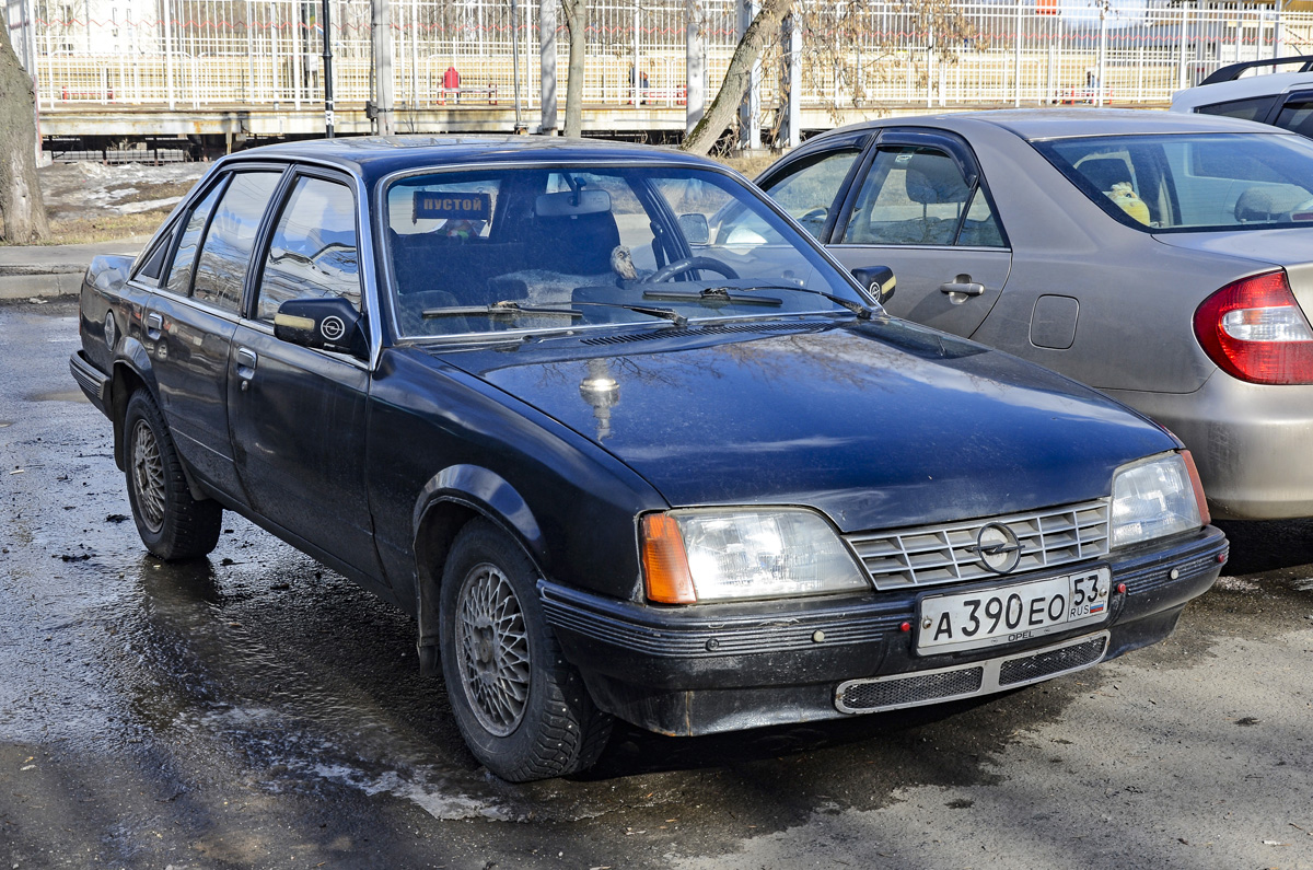 Новгородская область, № А 390 ЕО 53 — Opel Rekord (E2) '82-86
