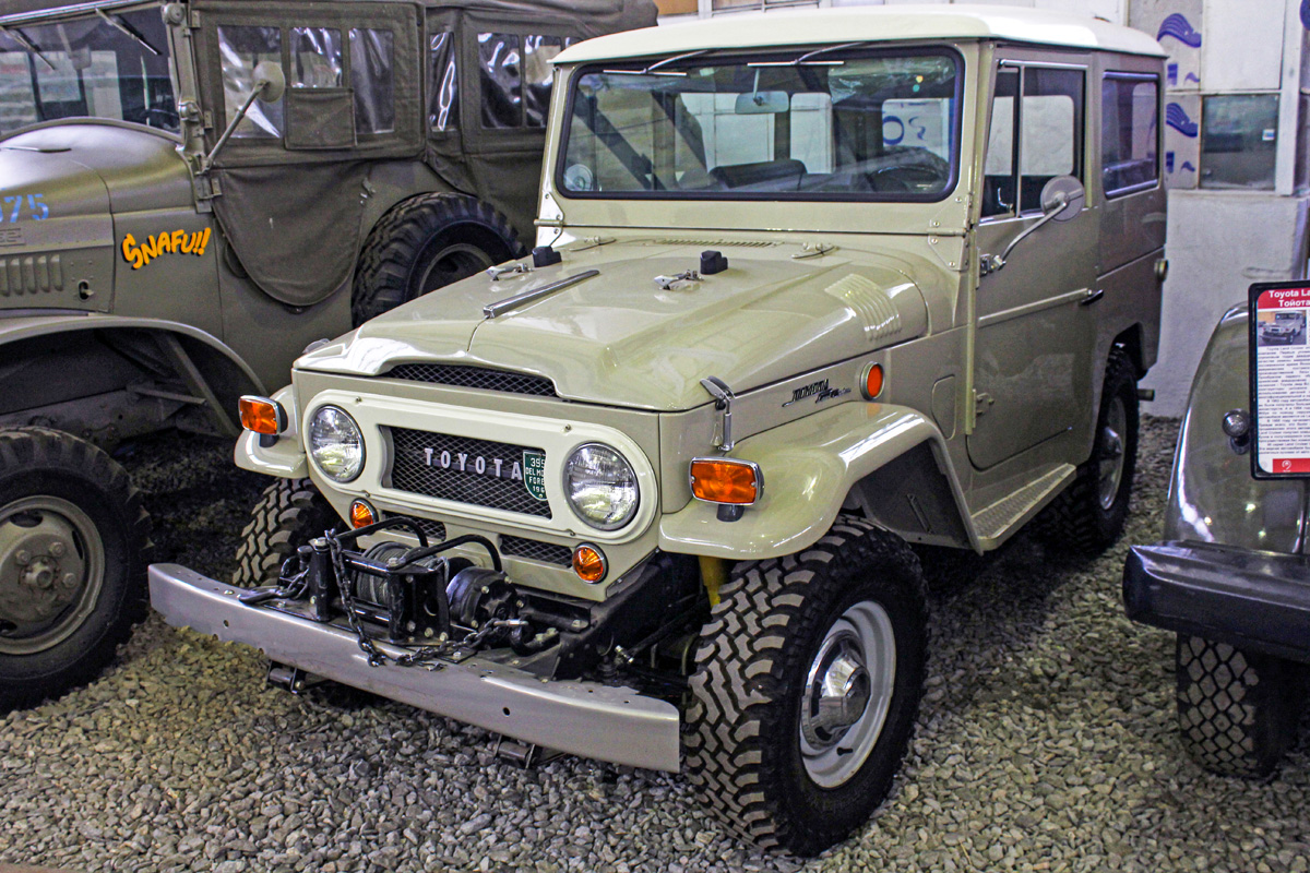 Москва, № (77) Б/Н 0086 — Toyota Land Cruiser (J40) '60-84