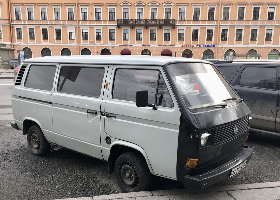 Санкт-Петербург, № О 211 ТК 198 — Volkswagen Typ 2 (Т3) '79-92