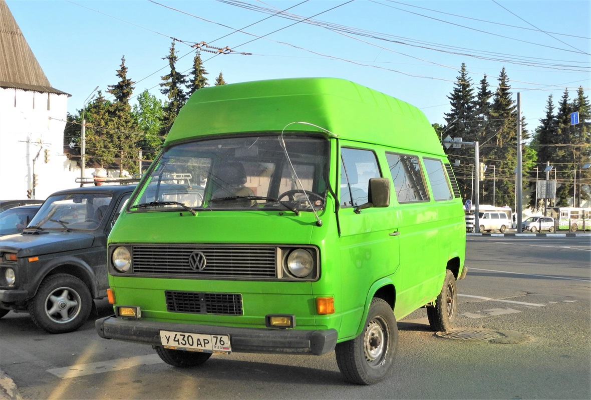 Ярославская область, № У 430 АР 76 — Volkswagen Typ 2 (Т3) '79-92