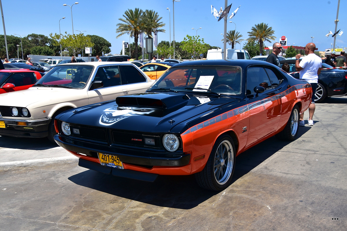 Израиль, № 401-945 — Dodge Dart (4G) '67-76