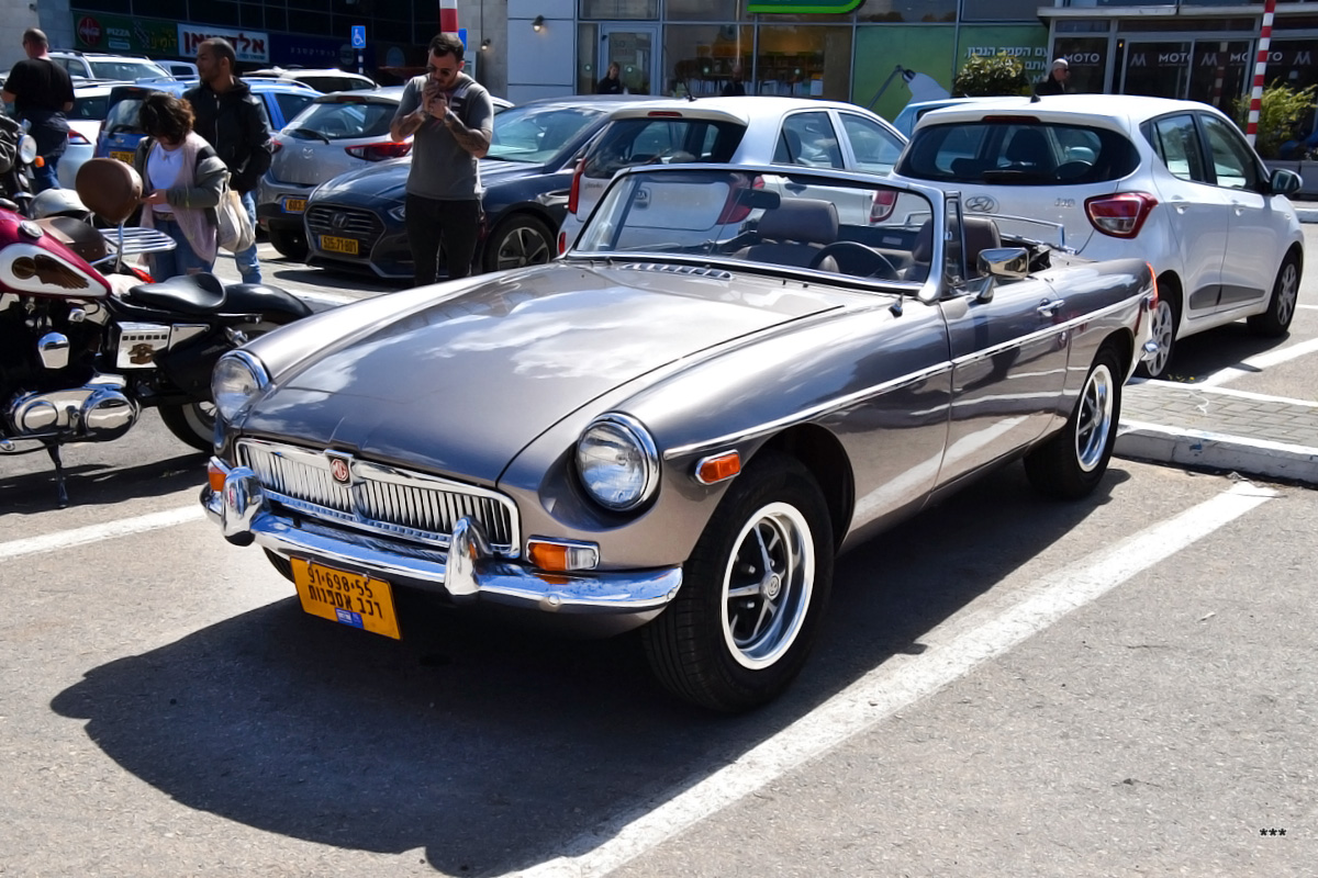 Израиль, № 91-698-55 — MG MGB GT '65-80