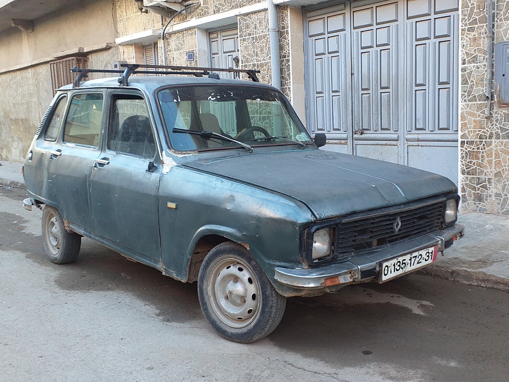 Алжир, № 01135 172 31 — Renault 6 '68-86