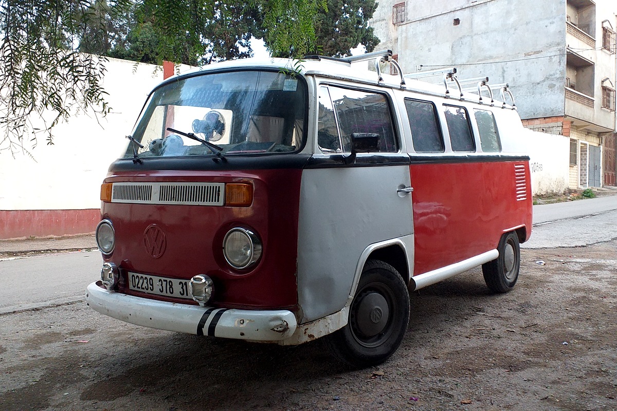 Алжир, № 02239 378 31 — Volkswagen Typ 2 (T2) '67-13