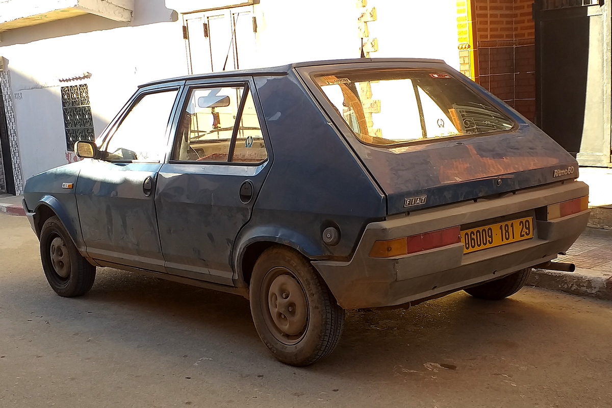 Алжир, № 06009 181 29 — FIAT Ritmo '78-88