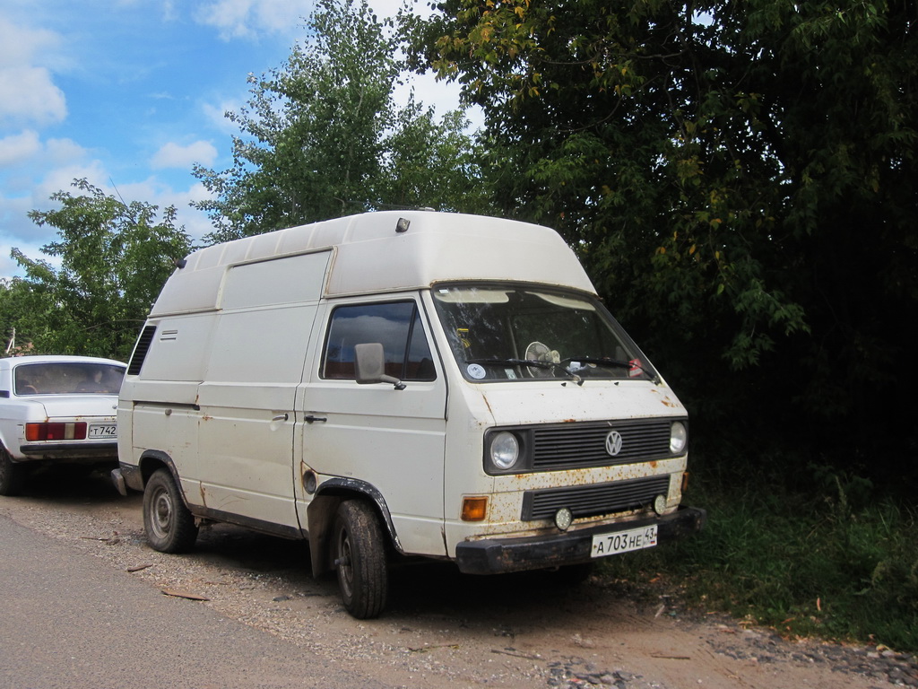 Кировская область, № А 703 НЕ 43 — Volkswagen Typ 2 (Т3) '79-92