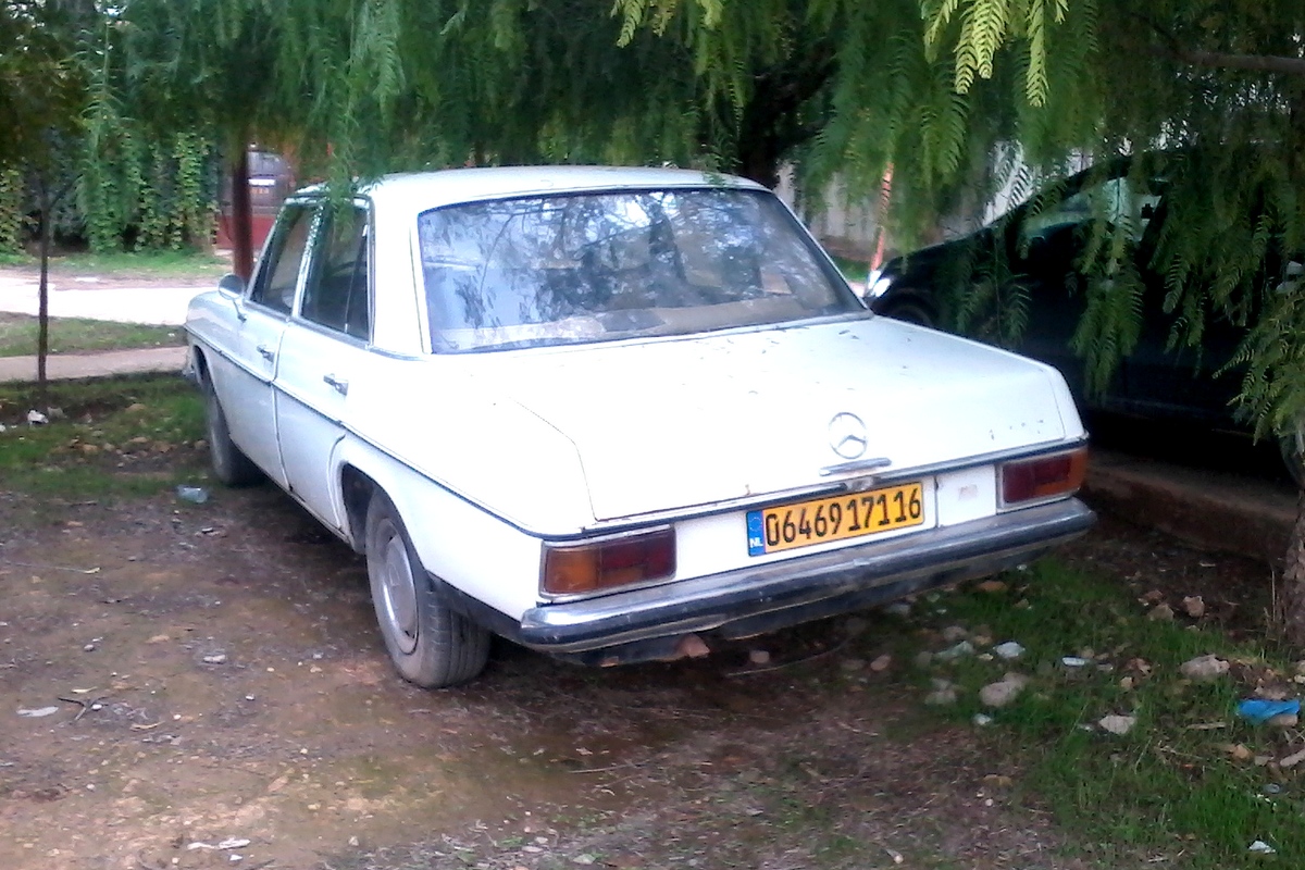 Алжир, № 06469 171 16 — Mercedes-Benz (W114/W115) '72-76