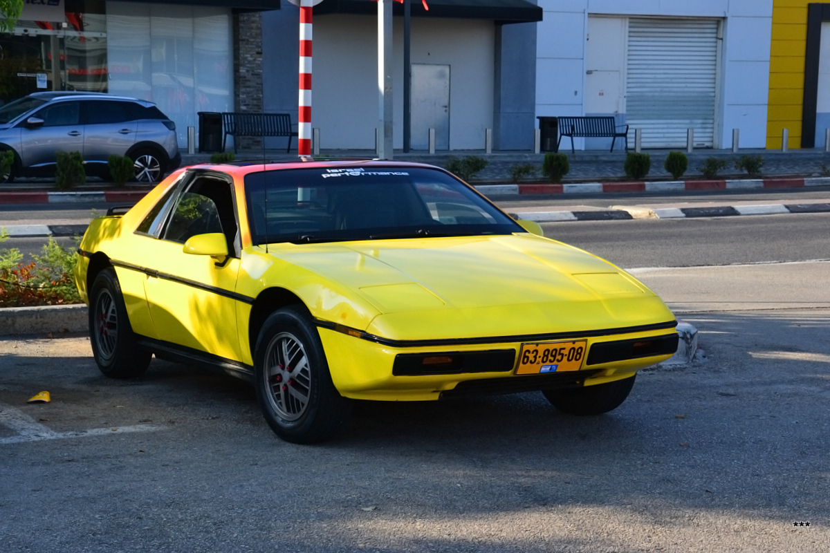Израиль, № 63-895-08 — Pontiac Fiero '83-88