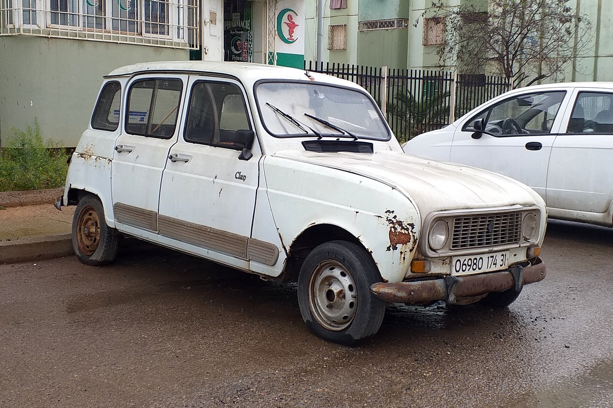 Алжир, № 06980 174 31 — Renault 4 '61-94