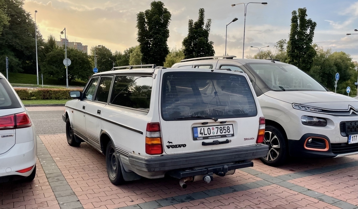 Чехия, № 4L0 7858 — Volvo 240 Series (общая модель)