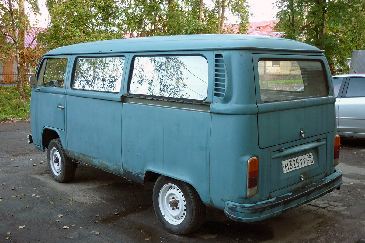 Архангельская область, № М 325 ТТ 29 — Volkswagen Typ 2 (T2) '67-13