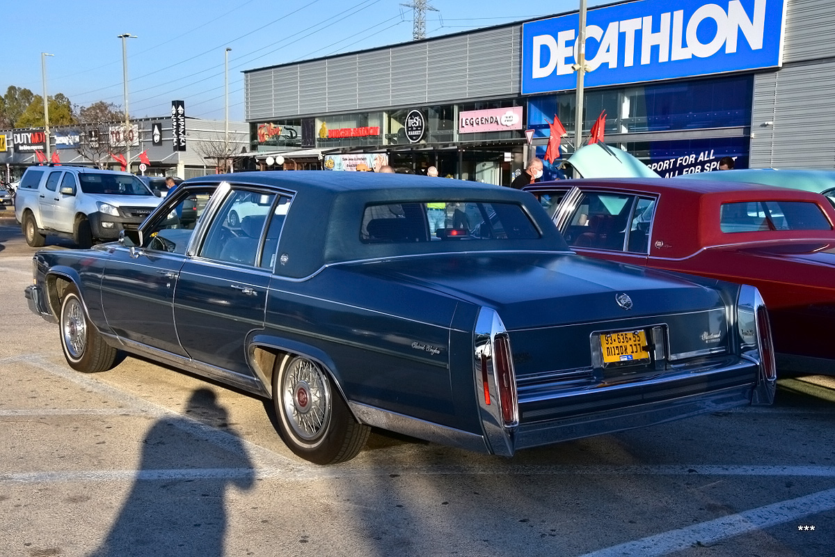 Израиль, № 93-636-55 — Cadillac Fleetwood Brougham '77-86
