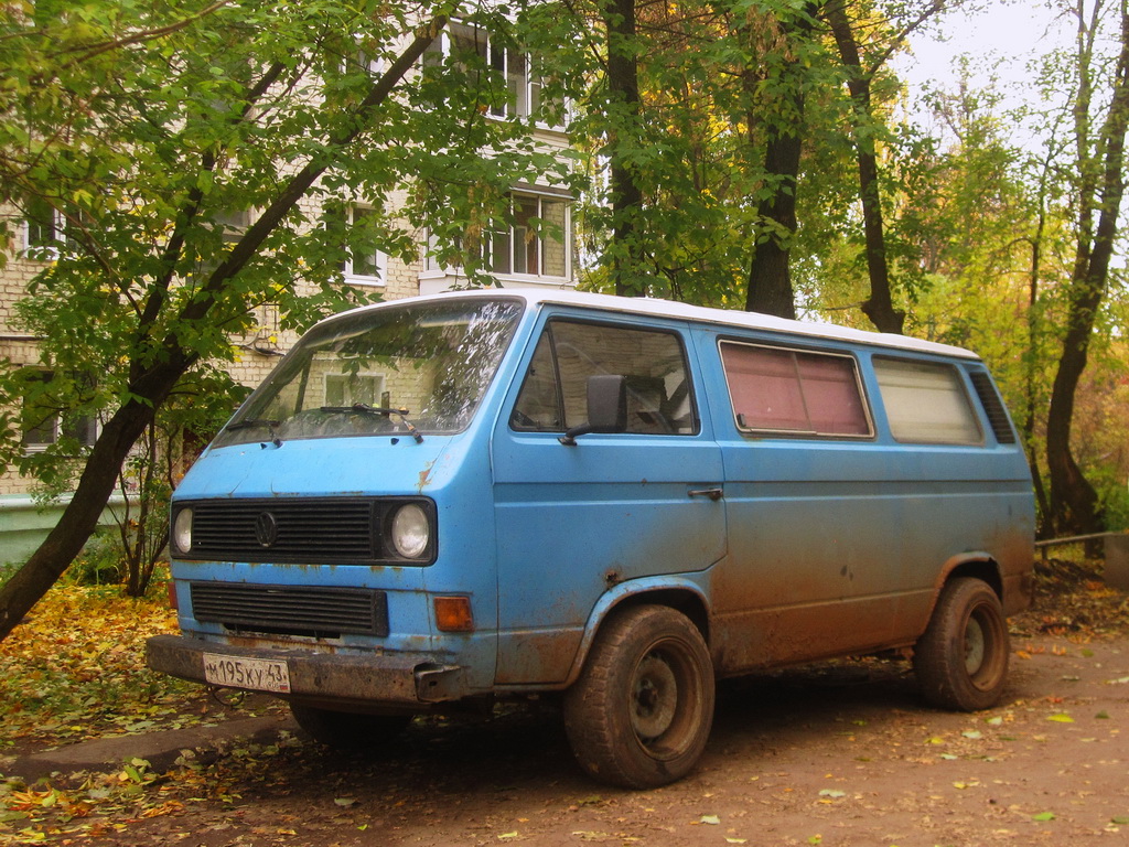 Кировская область, № М 195 КУ 43 — Volkswagen Typ 2 (Т3) '79-92