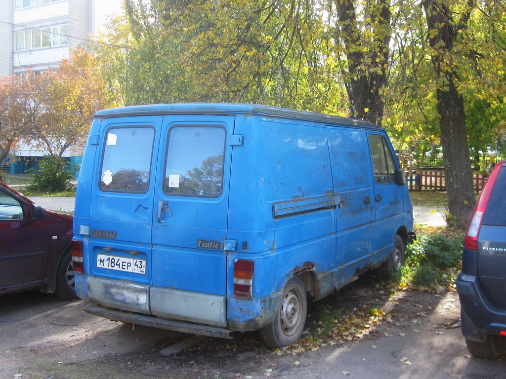 Кировская область, № М 184 ЕР 43 — Renault Trafic (1G) Restyle '89-01