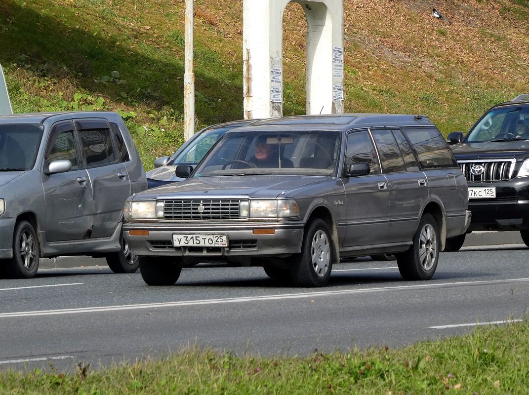 Приморский край, № У 315 ТО 25 — Toyota Crown (S130) '87-91