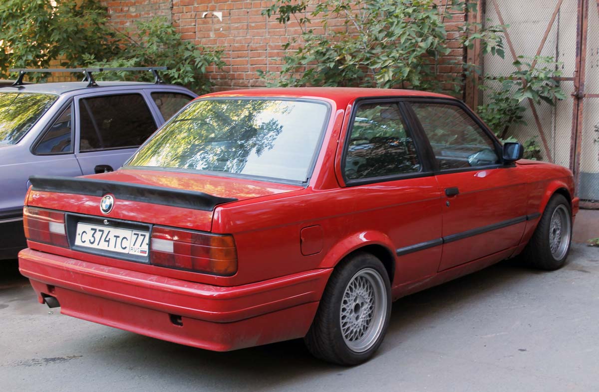 Москва, № С 374 ТС 77 — BMW 3 Series (E30) '82-94
