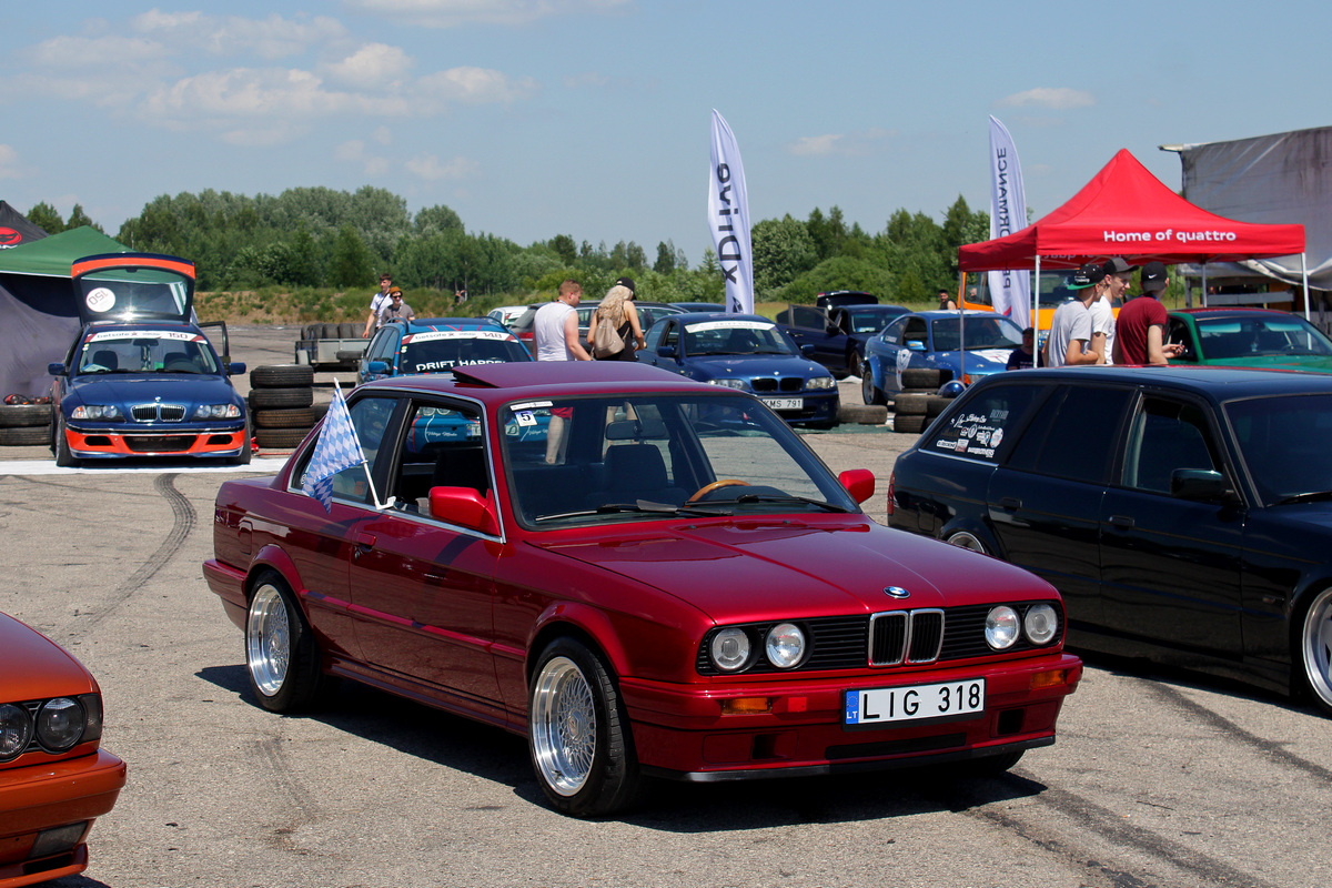 Литва, № LIG 318 — BMW 3 Series (E30) '82-94