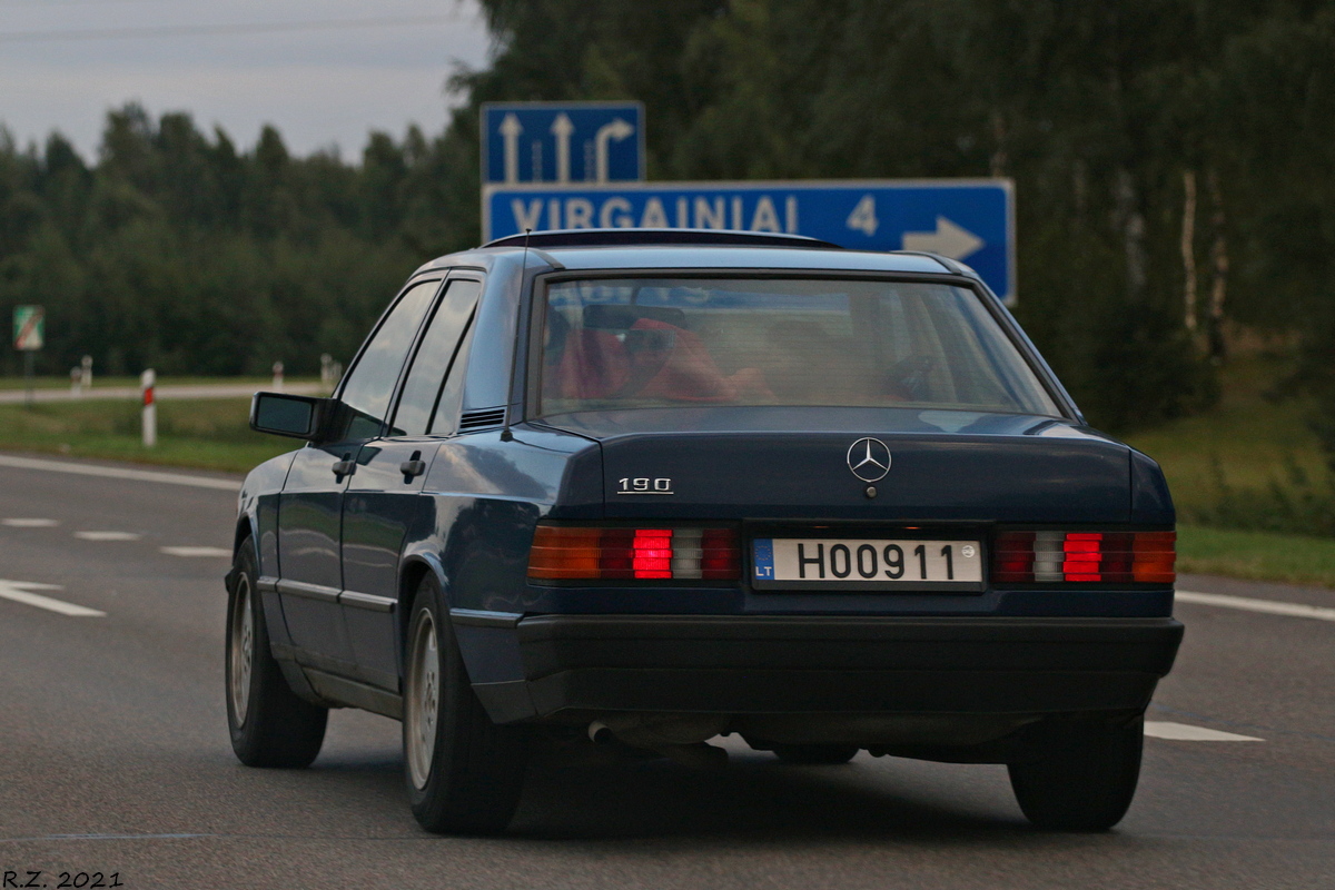 Литва, № H00911 — Mercedes-Benz (W201) '82-93