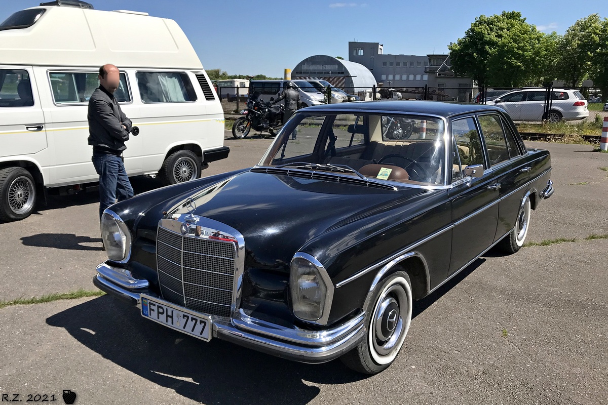 Литва, № FPH 777 — Mercedes-Benz (W108/W109) '66-72