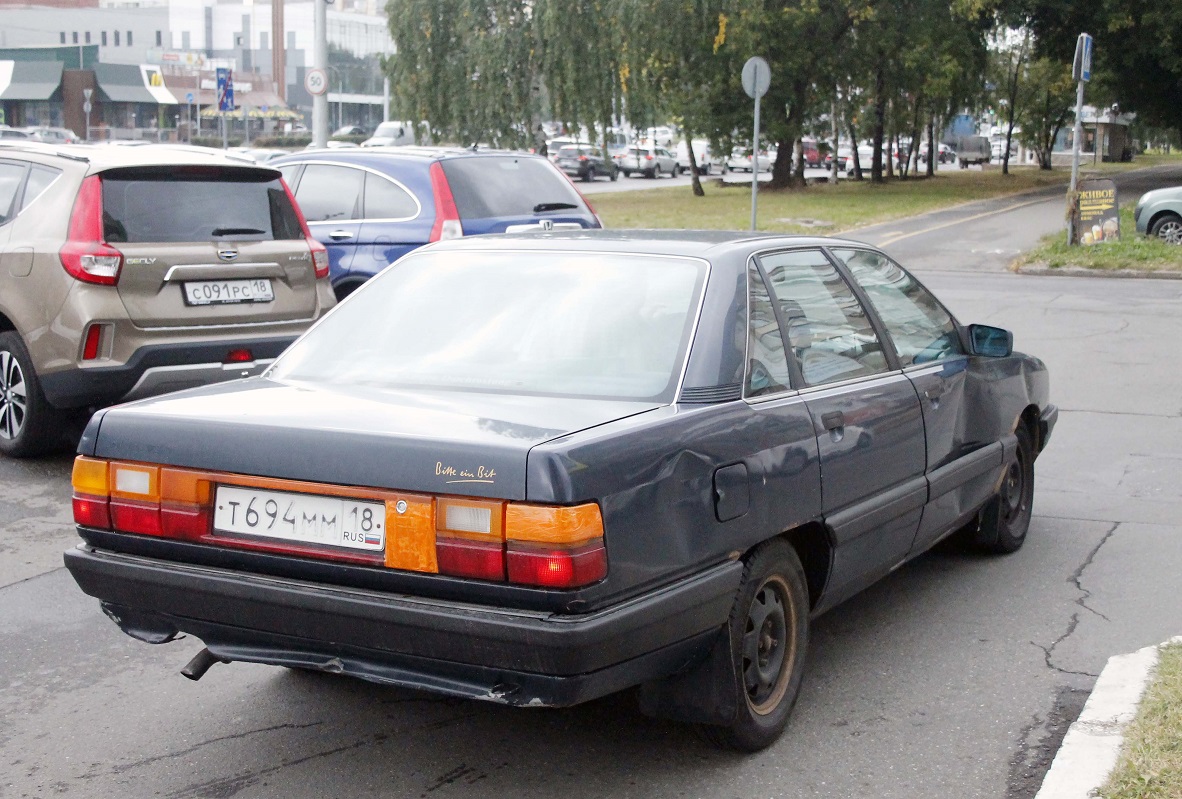 Удмуртия, № Т 694 ММ 18 — Audi 100 (C3) '82-91