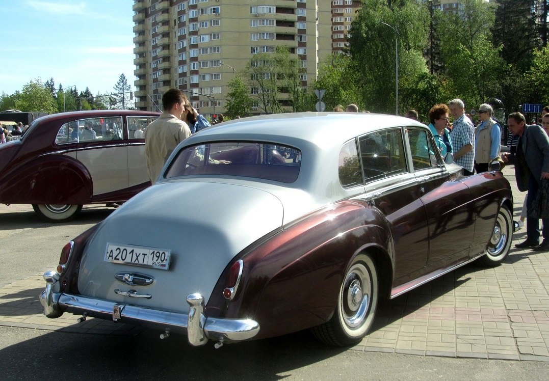 Московская область, № А 201 ХТ 190 — Rolls-Royce Silver Cloud II '59-62