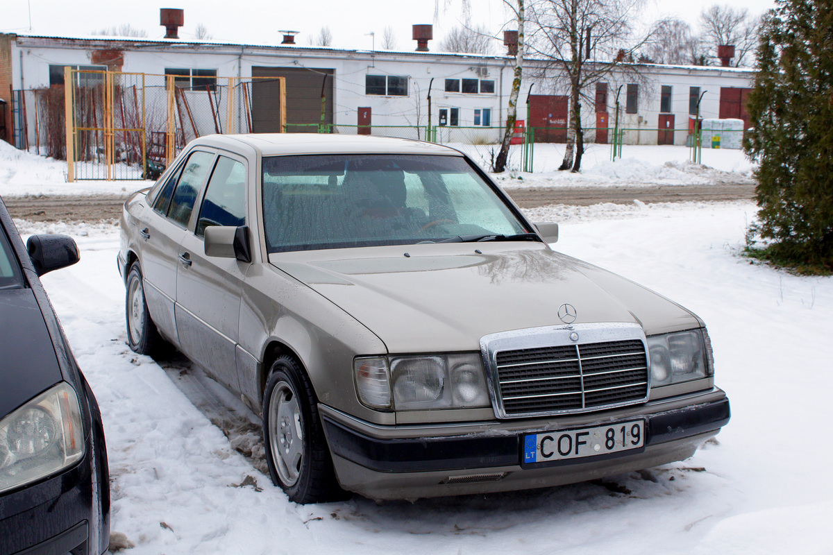 Литва, № COF 819 — Mercedes-Benz (W124) '84-96