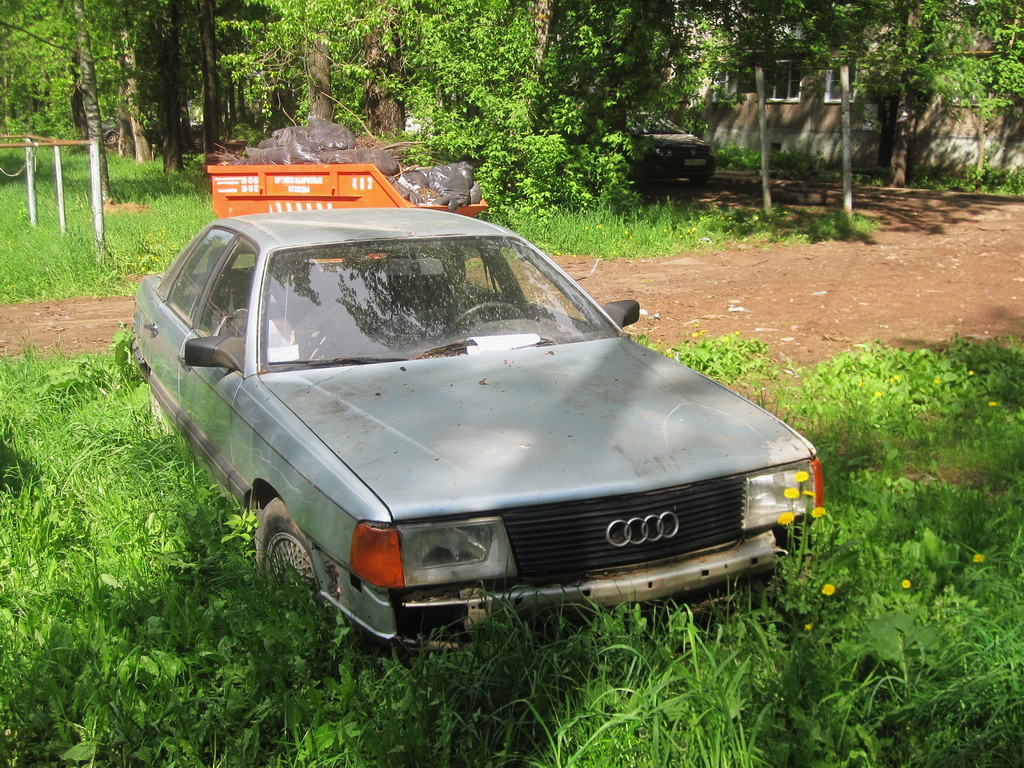 Кировская область, № К 821 МУ 43 — Audi 100 (C3) '82-91