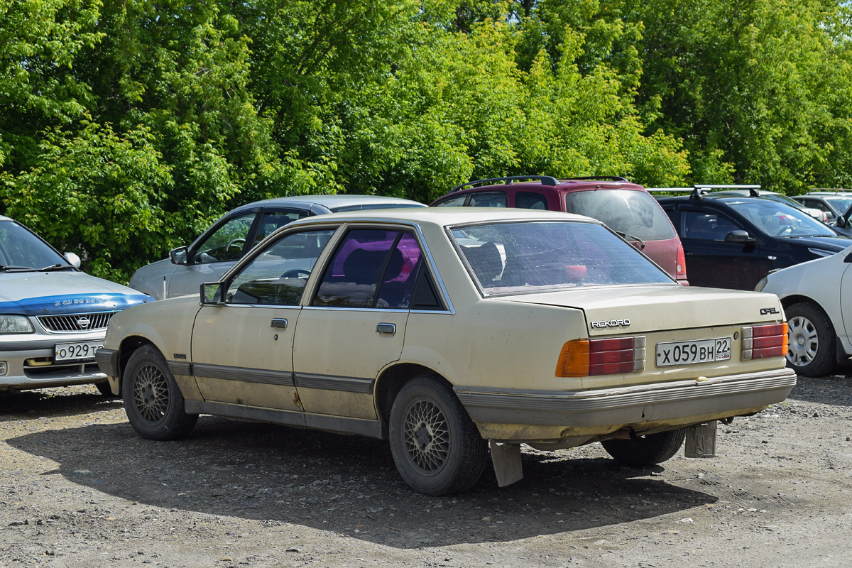 Алтайский край, № Х 059 ВН 22 — Opel Rekord (E2) '82-86