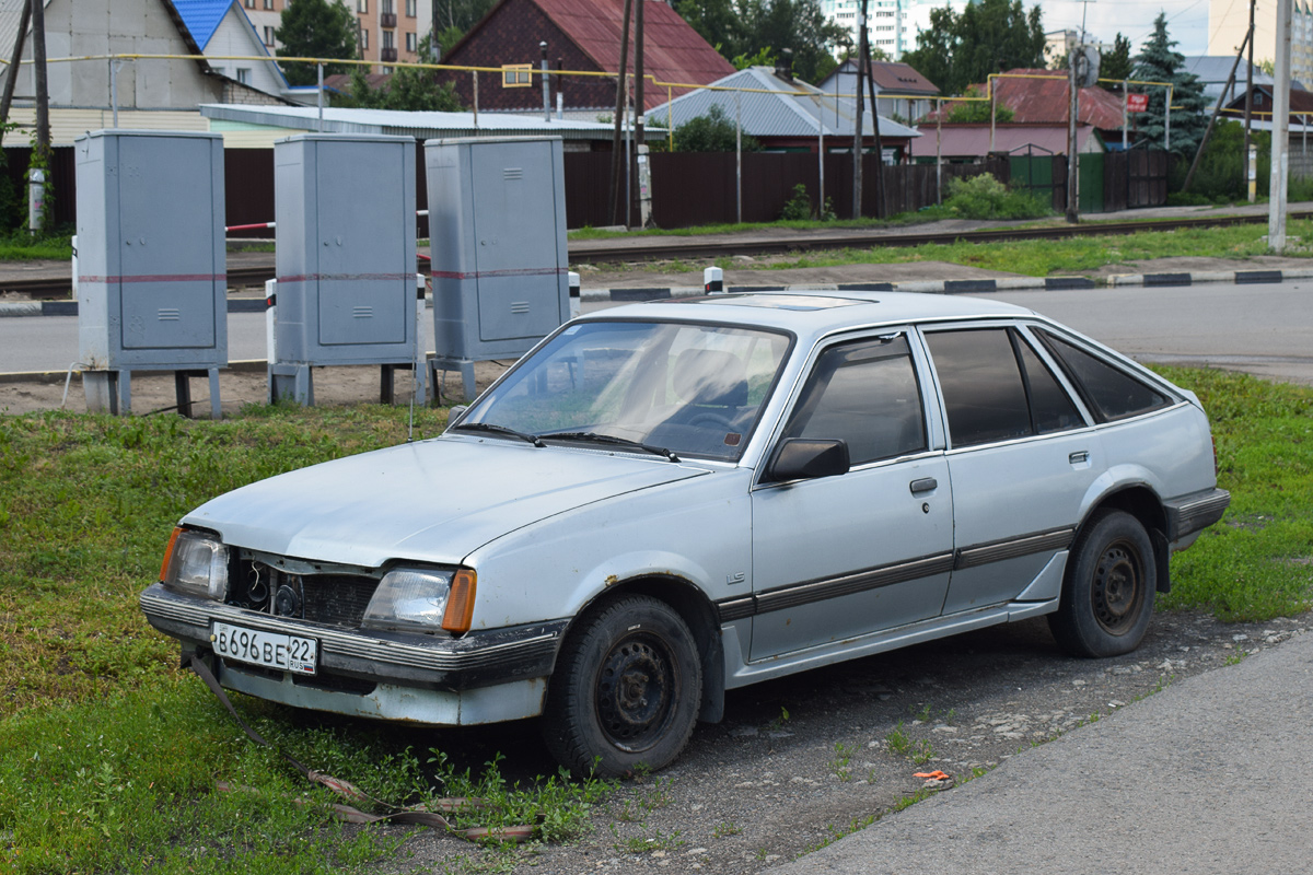 Алтайский край, № В 696 ВЕ 22 — Opel Ascona (C) '81-88