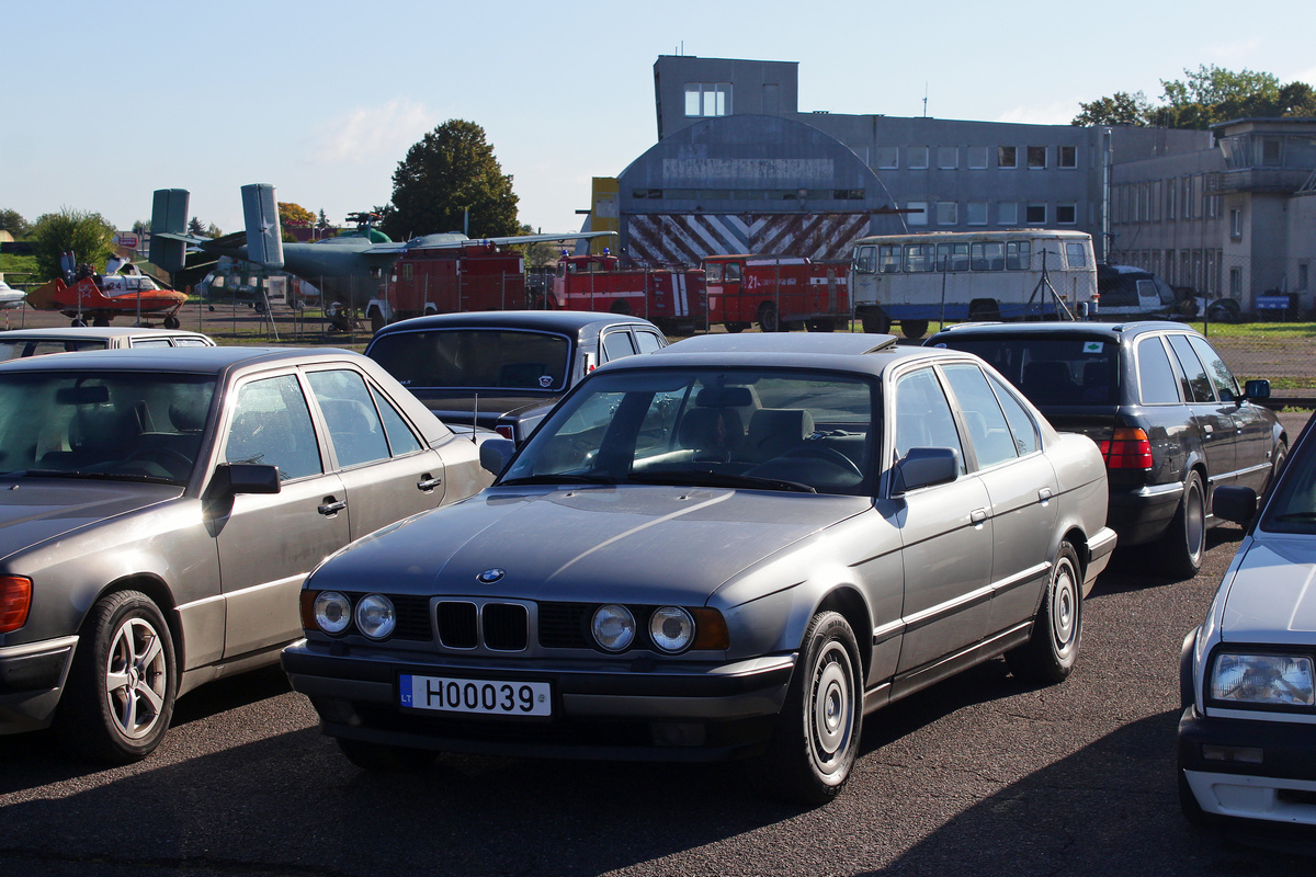 Литва, № H00039 — BMW 5 Series (E34) '87-96; Литва — Retro mugė 2021 ruduo