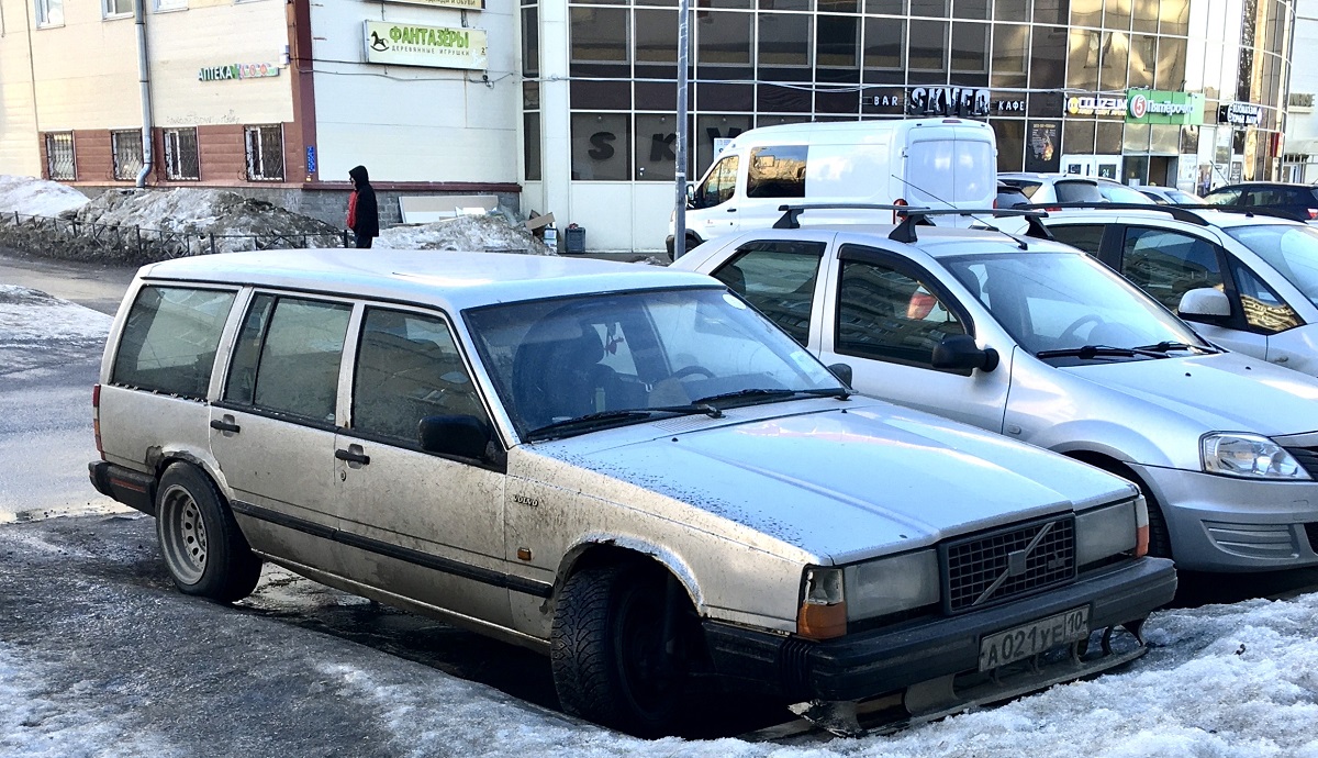 Карелия, № А 021 УЕ 10 — Volvo 740 '84-92