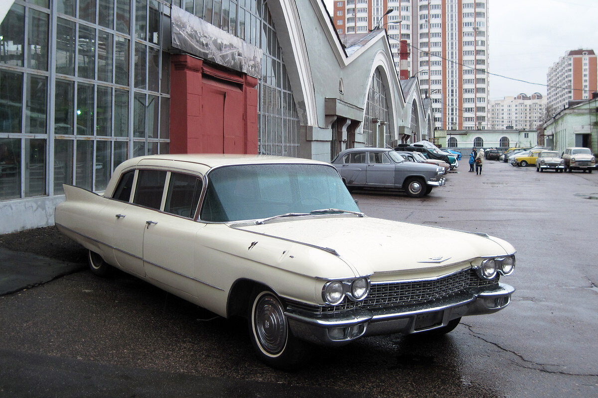 Москва, № Е 781 ВМ 177 — Cadillac Fleetwood 75 (7G) '59-60