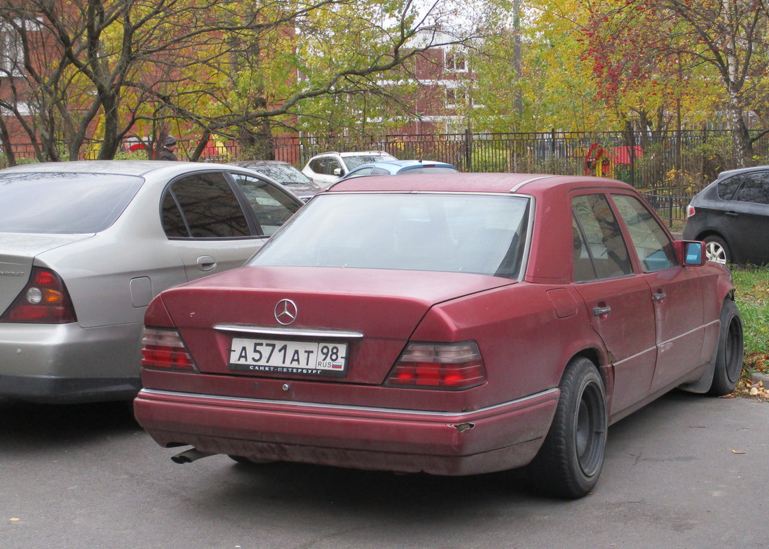Санкт-Петербург, № А 571 АТ 98 — Mercedes-Benz (W124) '84-96