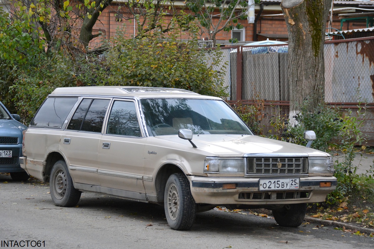 Краснодарский край, № О 215 ВУ 25 — Toyota Crown (S120) '83-87; Приморский край — Вне региона