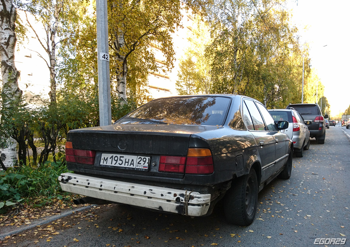 Архангельская область, № М 195 НА 29 — BMW 5 Series (E34) '87-96