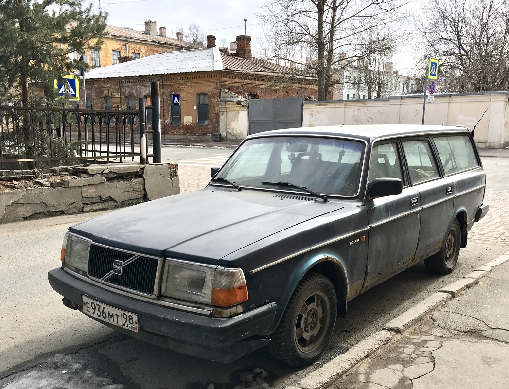 Санкт-Петербург, № Е 936 МТ 98 — Volvo 240 GL '86–93