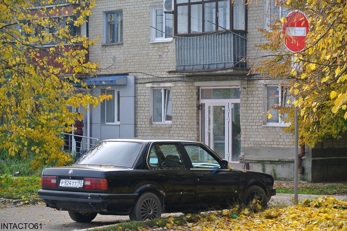Краснодарский край, № Р 924 ТТ 93 — BMW 3 Series (E30) '82-94