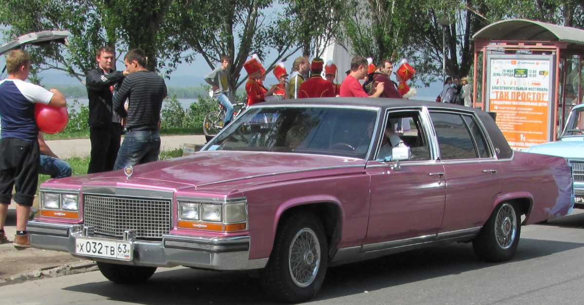 Самарская область, № Х 032 ТВ 63 — Cadillac Brougham '87-89