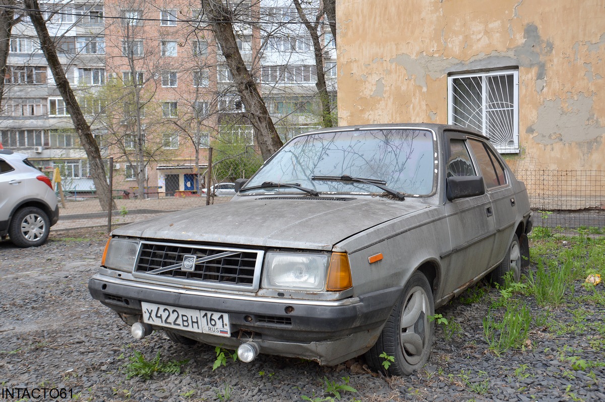 Ростовская область, № Х 422 ВН 161 — Volvo 344 '82-91
